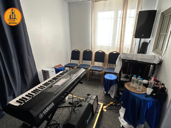 Salle pour Église Évangélique à Villetaneuse - 900€/mois