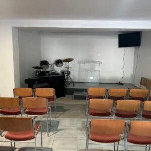 Local de 50 personnes à Sarcelles proche gare.