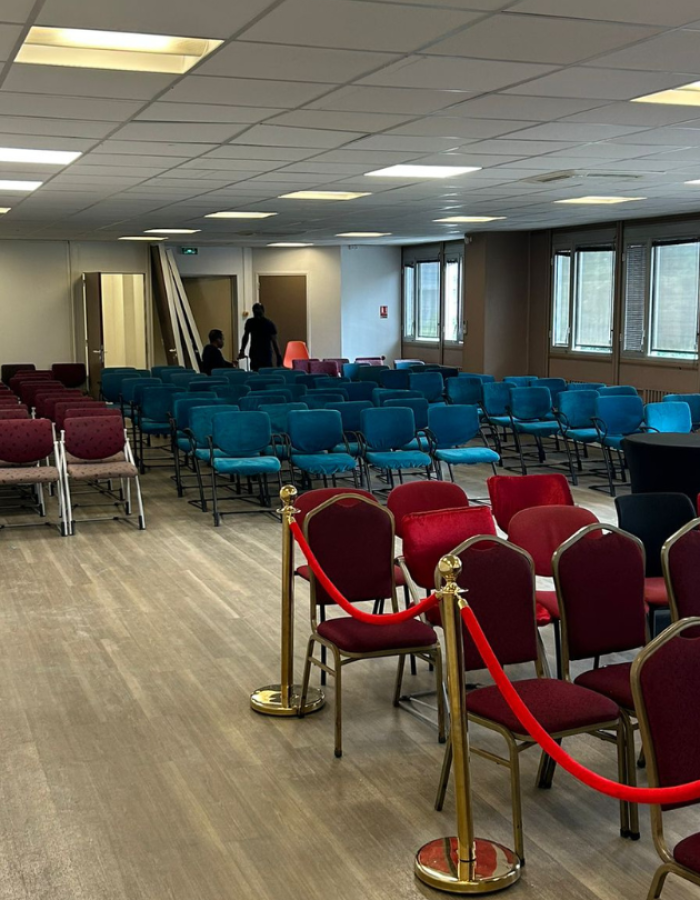 Salle pour Église Évangélique – 200 à 250 Places, 2500€/mois à Vitry-sur-Seine