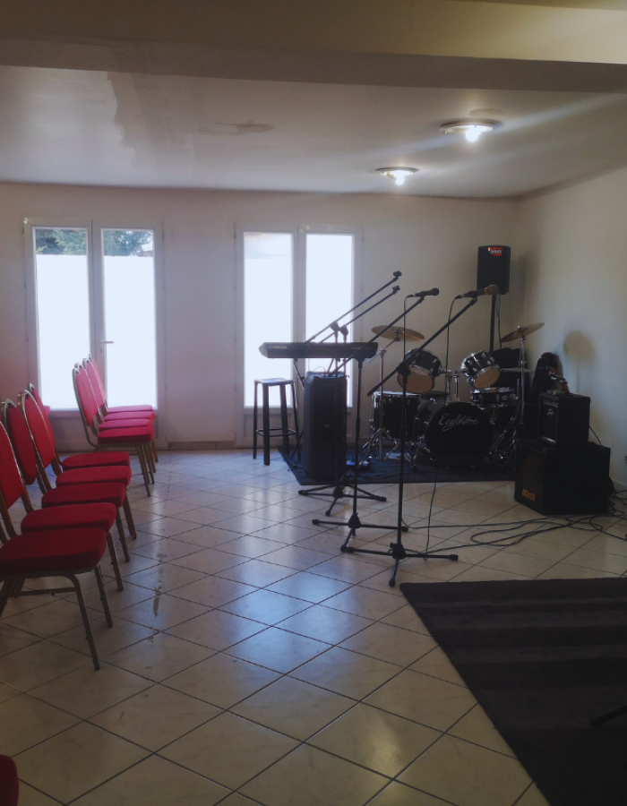 Salle d’église de 80-100 places à Massy